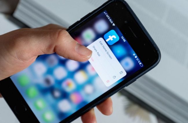 Como Recuperar uma Conta de Facebook pelo Nome ou Número de Celular